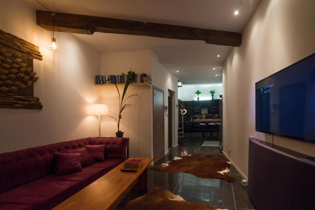 Full 4 Floors House At The Center Сasa de vacaciones